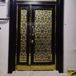 Altın Sarısı Detay Siyah Villa Kapısı ÇK0072